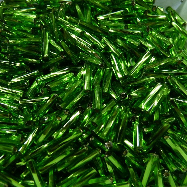 Стеклярус Preciosa 57430 Зеленый 9 mm в упаковке